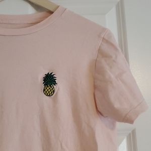❗5 for $25❗Embroidered pineapple tee